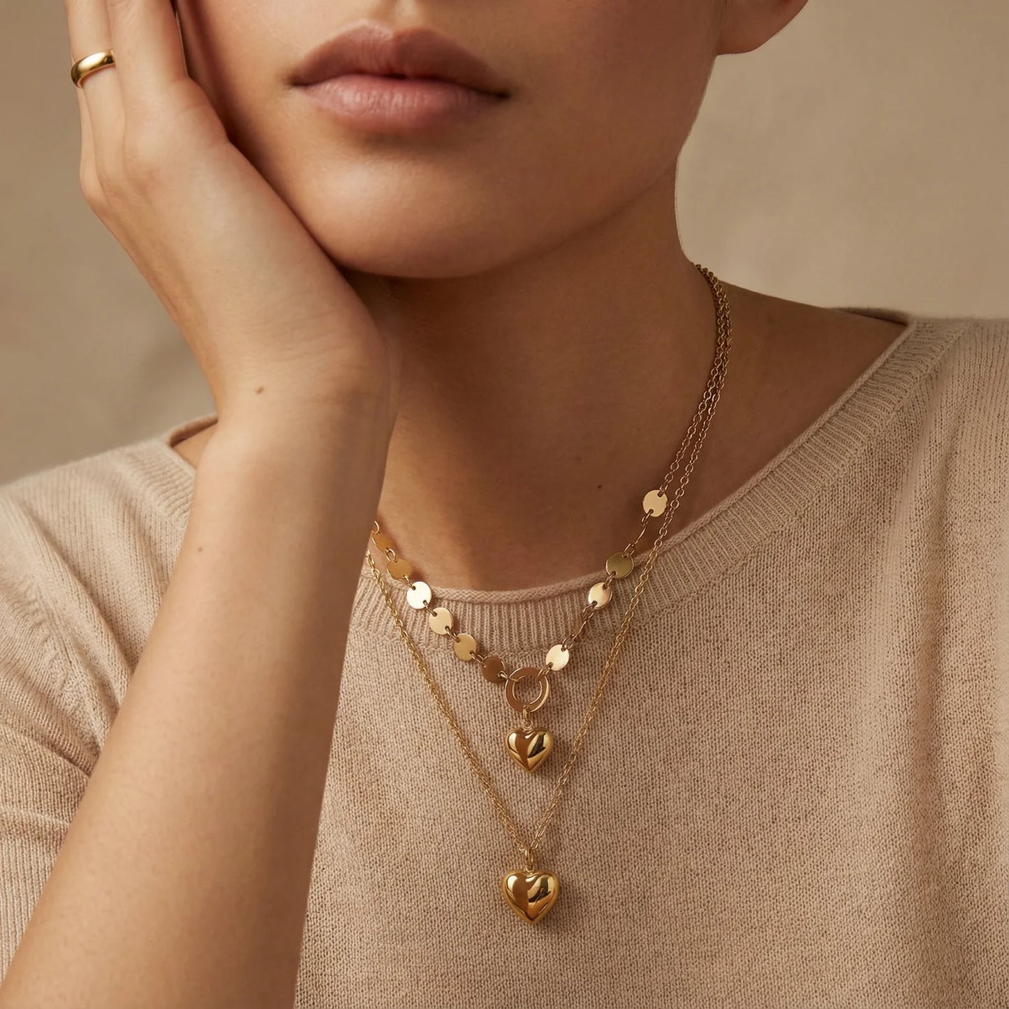 Ensemble Colliers Superposés Cœurs Dorés