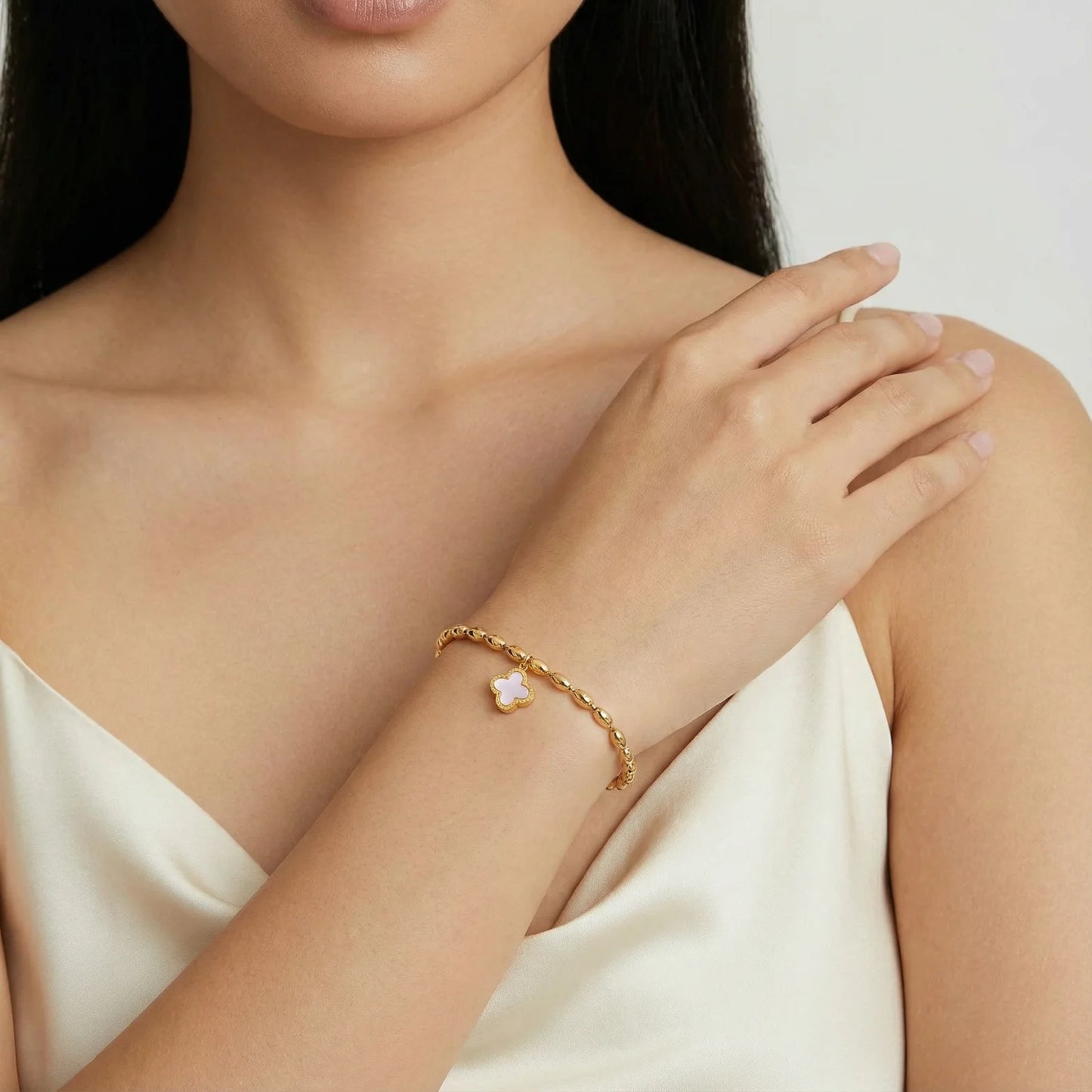 Bracelet Trèfle Porte-Bonheur à Perles