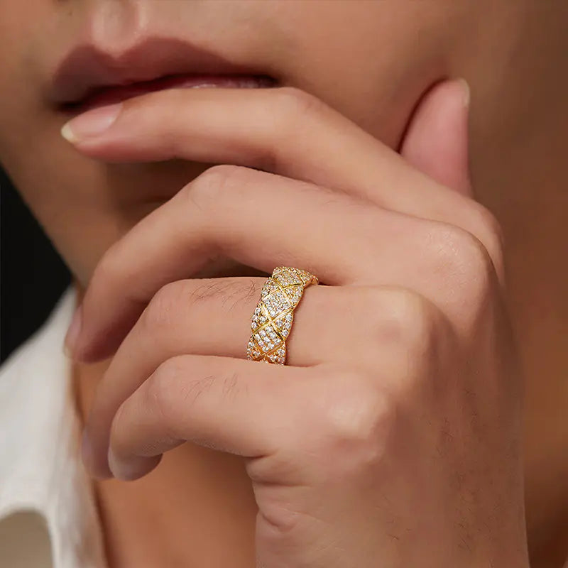 La Bague Matelassée Pavée