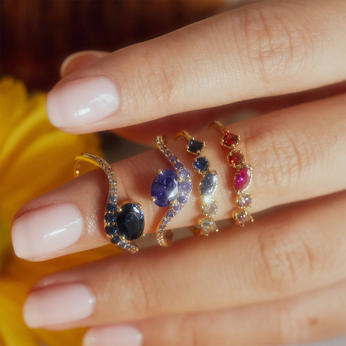 Bague Pierre de Naissance Flottante Plaqué Or 14K Bague Fine Colorée Femme Élégante